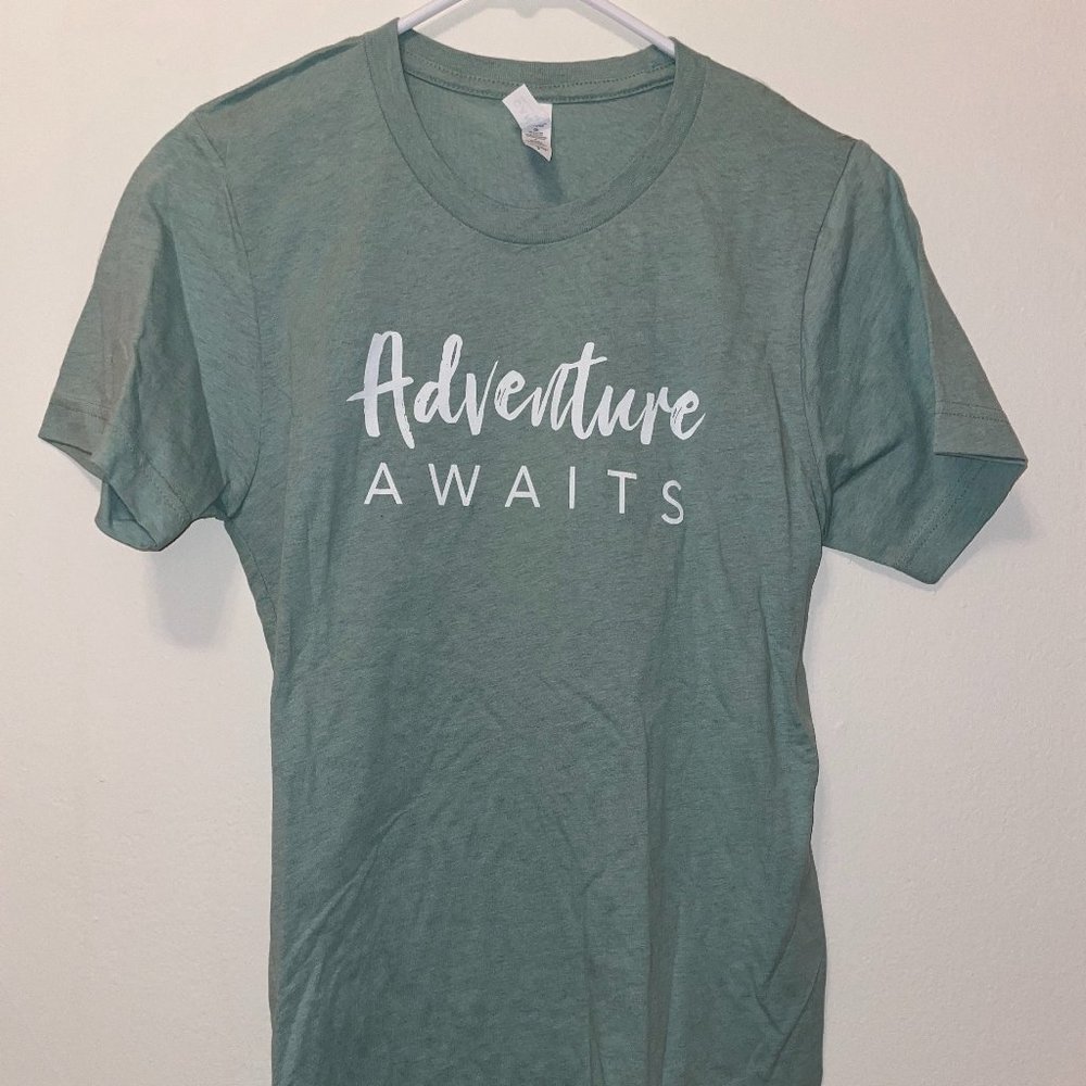 Never Worn Adventure Tshirt